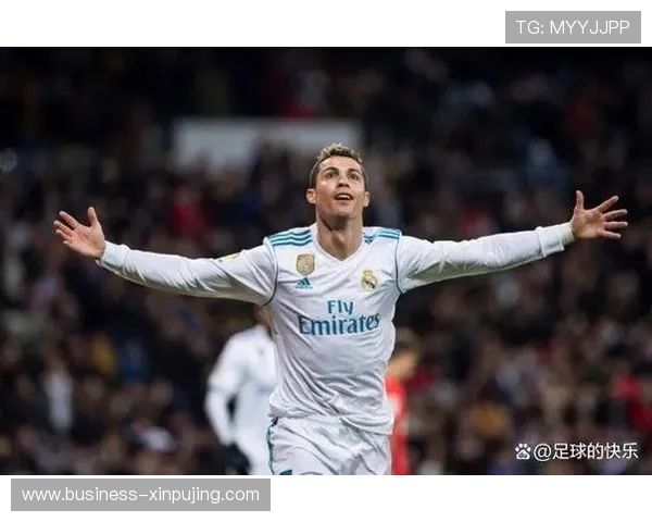 梅西引领时代足坛传奇之路，重新定义足球王者的荣耀与梦想